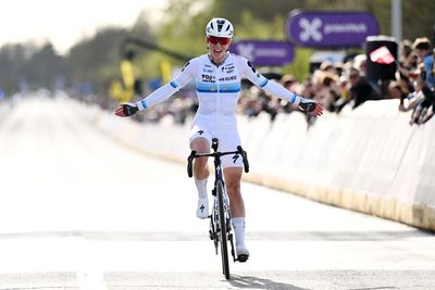 'It was super hard' – Demi Vollering conquers the cobbles to claim elusive victory at the Tour of Flanders