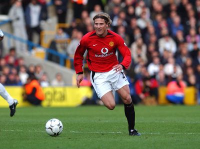 ‘It was hard to believe they wanted me - it took me a few weeks to realise it was serious’ Diego Forlan on earning his big Manchester United move in 2002