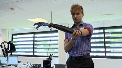 Researchers unveil user-friendly robotic arm in Mexico