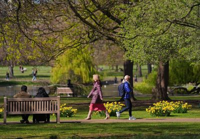 UK set to be warmer than European tourist hotspots this week