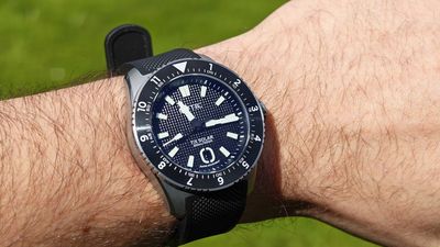 A Week on the Wrist with the Ontic Utility 40 Granite – the best dive watch I've ever tested?