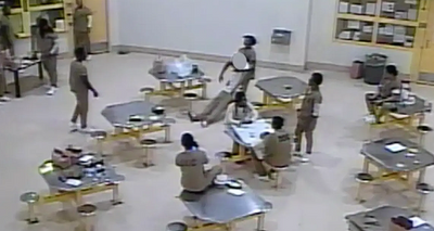 Deaths At Chicago Prison Show That Soaked Papers Are A Previously Unheard Form of Drug Smuggling: Report