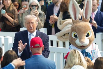 Trump calls Americans ‘foolish’ for opposing Iran war as children’s Easter Egg roll gets political