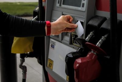 5 Gas Pump Mistakes That Could Be Costing You Hundreds a Year