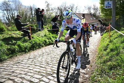 Teams confirm Marlen Reusser and Kim Le Court-Pienaar both suffered fractures due to Tour of Flanders crash