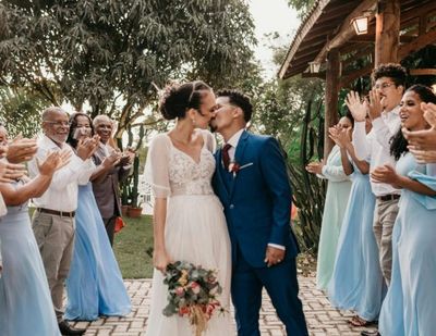 9 People You Should NEVER Add To Your Wedding Guest List