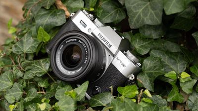The Fujifilm XC 13-33mm f/3.5-6.3 OIS just got a key firmware fix to fix blur