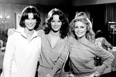 Charlie’s Angels stars greeted with standing ovation during emotional 50th anniversary reunion