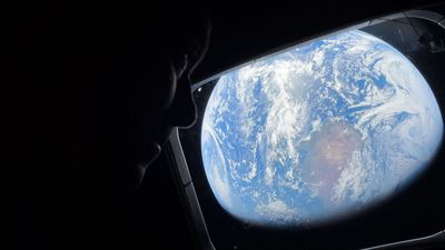 The Artemis II crew just took these breathtaking photos of Earth — and they used an iPhone 17 Pro Max