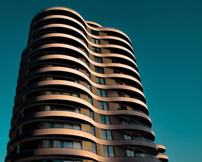 London Falling by Patrick Radden Keefe review – a compulsive tale of money, lies and avoidable tragedy