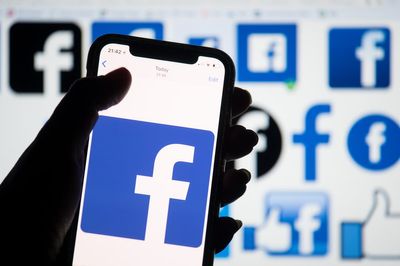 Former Meta worker investigated for allegedly downloading 30,000 private pictures from Facebook
