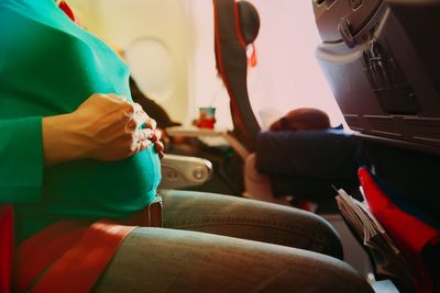 Woman gives birth mid-flight as plane nears New York City — but will the baby be a US citizen?