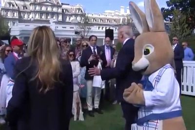 Trump makes jab on Biden and Harris’ intelligence to children at Easter Egg Roll