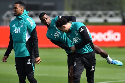 Liverpool: Arne Slot reveals if Alexander Isak will start PSG Champions League clash