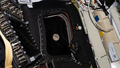 The Artemis 2 astronauts just flew by the moon. Lunar scientists can't wait for what's next