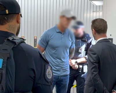 Ben Roberts-Smith to remain in jail after bail hearing over war crimes charges