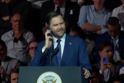 JD Vance faces awkward moment after calling Donald Trump at Hungarian rally