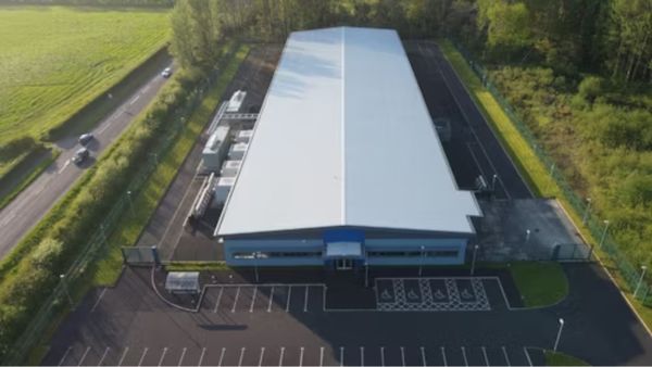 Home of US Politician Supporting Data Centres Shot—Then Gunman Left 'No Data Centers' Note at Door