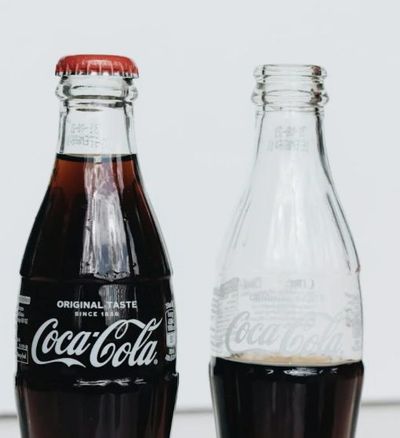 12 Things Kids Took to School in the ’70s That Would Never Be Allowed Today