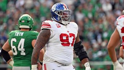 Albert Breer’s Notes: Dexter Lawrence II Shows a Trend for Contract Disputes