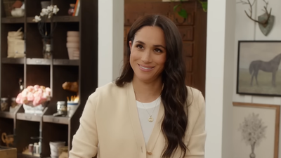 Meghan Markle Reportedly Refuses 'Hugely Lucrative' Memoir To Protect Royal Ties