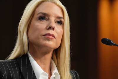 Pam Bondi Heartbreak: Body Language Analysis Revealed 'Desperation' Before Sacking