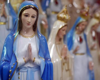 Who needs looksmaxxing when you’ve got Catholicmaxxing? The TikTok trend making religion great again