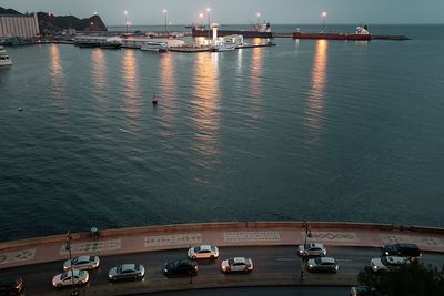 Experts see no sign of shipping revival in Strait of Hormuz despite US-Iran ceasefire