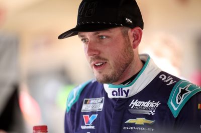 Alex Bowman medically cleared to return for Bristol NASCAR race