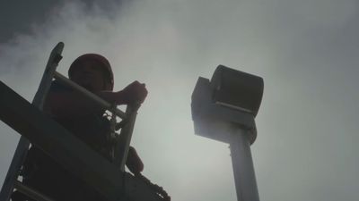 A Fujifilm X-T5 camera is chilling out in hand-made housing on top of the Swiss Alps, beaming mountain conditions to visitors