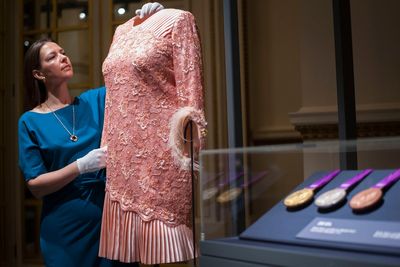 Items from Queen Elizabeth’s wardrobe to go on display in new exhibition