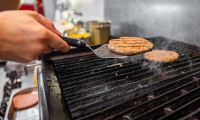 Despite Apocalyptic Warnings, California Fast Food Wage Hike Didn’t Kill Jobs