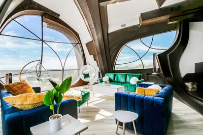 10 of the most wishlisted US Airbnbs for 2026, from a live-in sculpture to a floating cottage