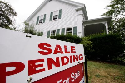 Average US long-term mortgage rate eases to 6.37% after rising five weeks in a row