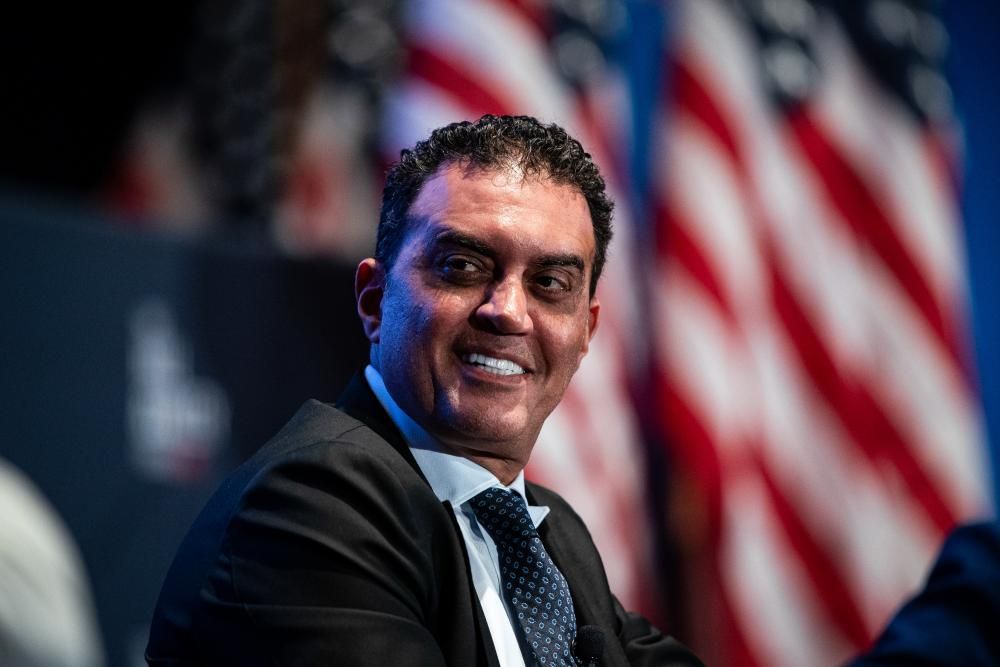 US defense official overseeing AI reaped millions…