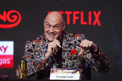 Tyson Fury vows to stay focused on ‘dangerous’ Arslanbek Makhmudov