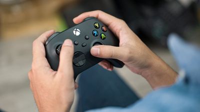 Did your Xbox controller recently ship without a battery included? Microsoft has finally acknowledged the issue and is compensating players with a 'one-time offer' — here's how you can claim yours
