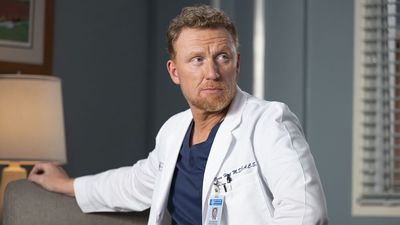 When Will Grey’s Anatomy Season 22 Resume, And What Can We Expect From Teddy And Owen's Final Episodes?