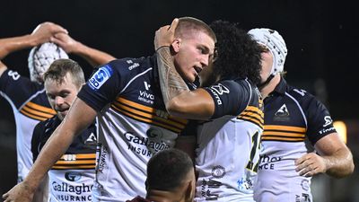 Star Cale injured as Brumbies beat Highlanders