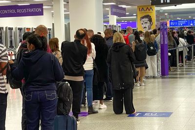 What is the new EES entry-exit system? Key changes for British travellers