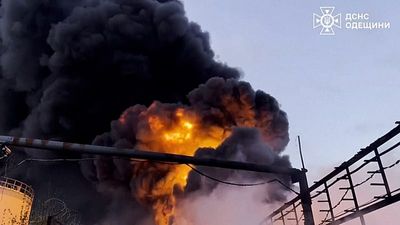 Ukraine : Russian drone attacks hit Sumy and Odesa as Easter truce looms