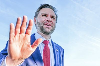 Bulletin PM briefing: Vance issues warning to Iran and Starmer ‘fed up’ with rising bills