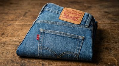 Levi Strauss Gains as DTC Continues to Fuel Revenue Growth