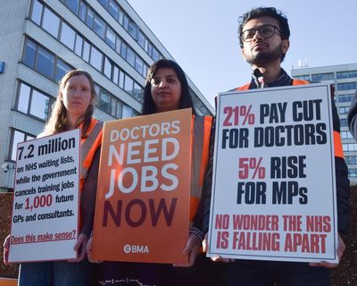 Doctors’ leader claims new reduced pay offer killed chances of ending strikes in England