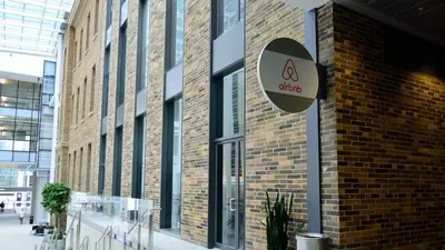 Florida woman drove 11 hours for an Airbnb stay. She discovers carpets stained with blood and the manager is like: ‘Relax, we cleaned it up’