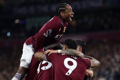West Ham 4-0 Wolves: Hammers produce scintillating display as Tottenham slide into relegation zone