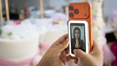 Could this ingenious smartphone accessory spell the end of bad selfies? Insta360 Snap puts your mobile's front cameras to work at last