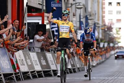 'He was strong but I hung on' – hat-trick hero Paul Seixas sprints to mountains win at Itzulia Basque Country stage 5