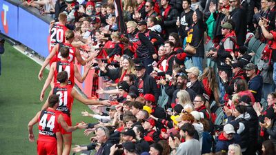 Coach calls for calm after Bombers snap losing streak