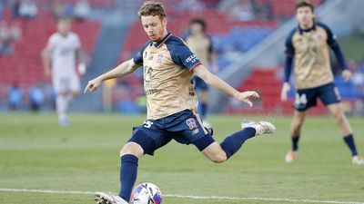 Jets zoom in to snatch point with injury-time equaliser